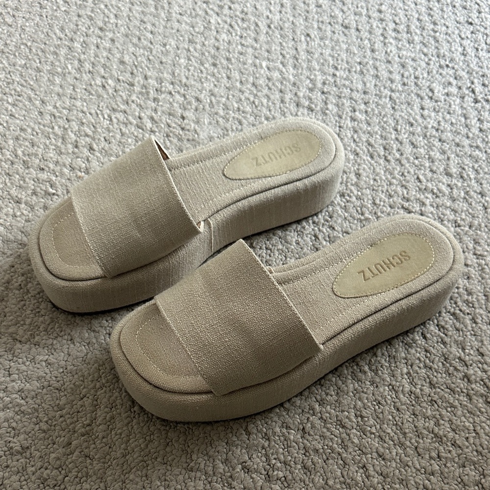 SCHUTZ Beige Platform Slide Mules